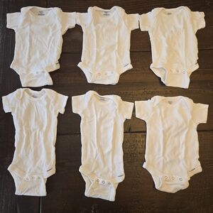 Gerber White Cotton Bodysuit/Oneies, Size 3-6 Months, Qty 6